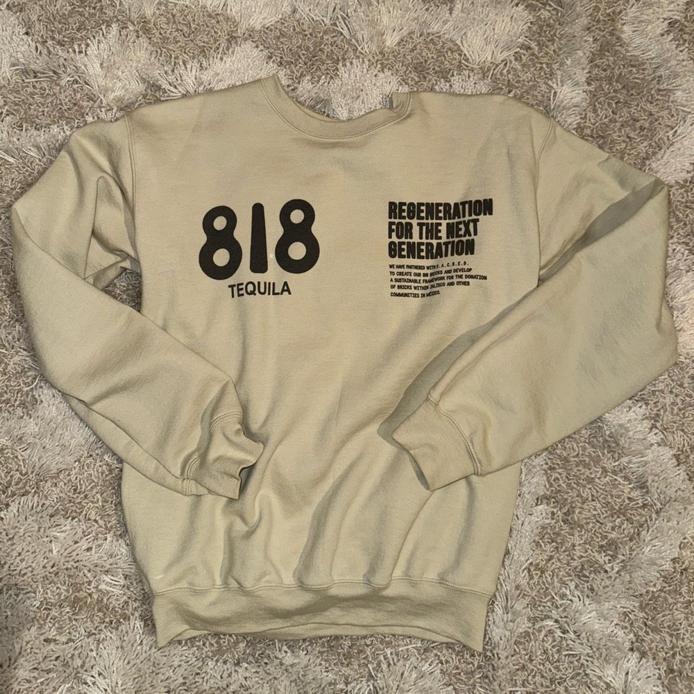 818 Sweatshirt - SMALL NWOT OBO